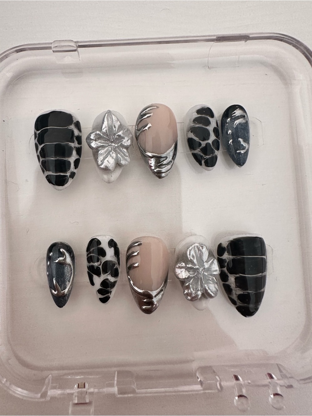 Nude and Black Metallic Accent Press-On Nails - Floral & Giraffe Pattern